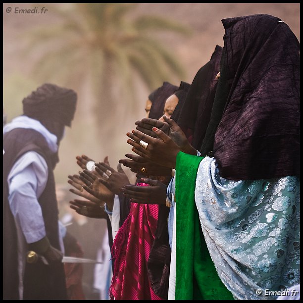 sebeiba-40.jpg - Hela-ila-malou Sebeiba ......  Il s'agit d'un appel à la rencontre, au chant et à la danse.